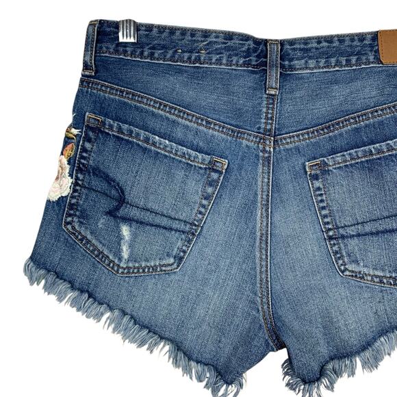 American Eagle Vintage Hi Rise Festival Jean Shorts Flowers Bird Blue Women's 4 - Picture 6 of 11